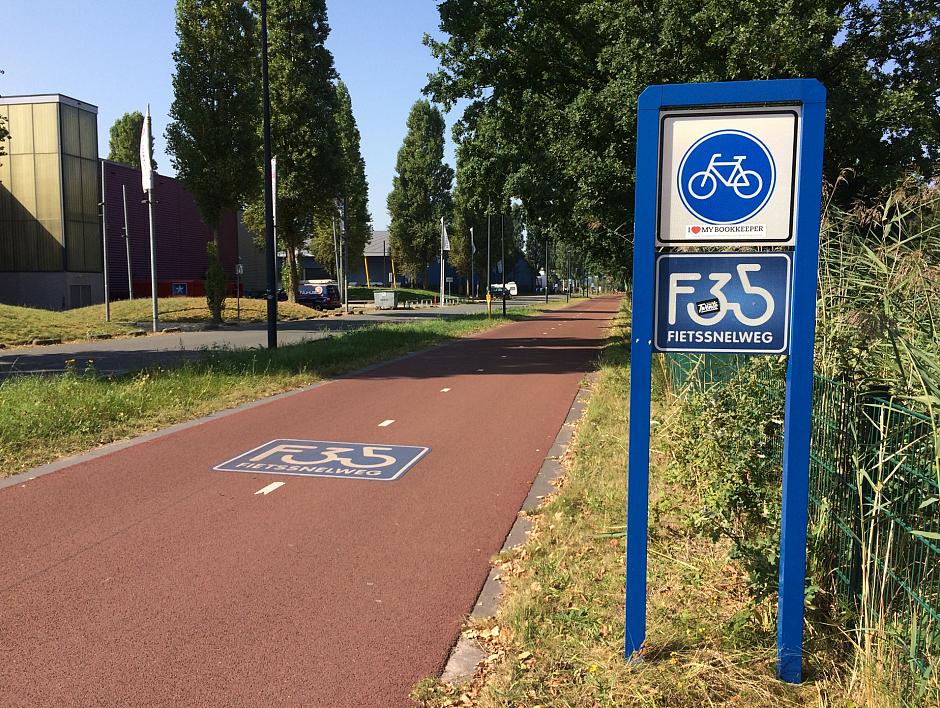 F35Fan Hengelo: Hengelo beloont fietsers!